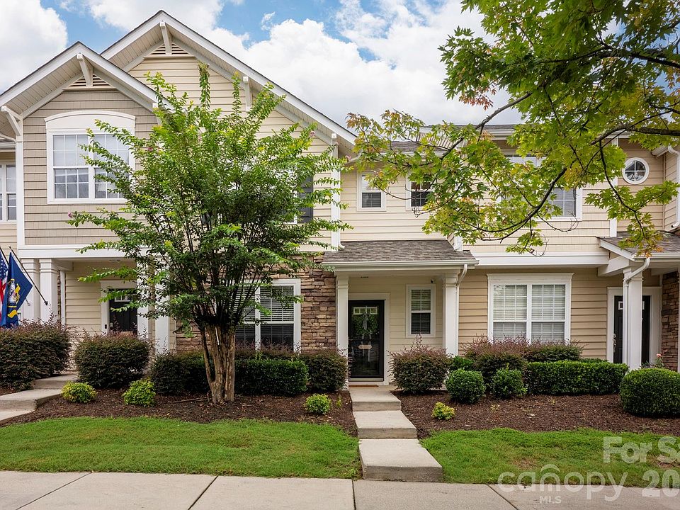 1st image of 8008 Willow Branch Dr
