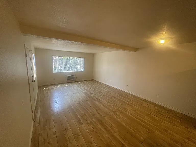 810 S Magnolia Ave — Photo 29