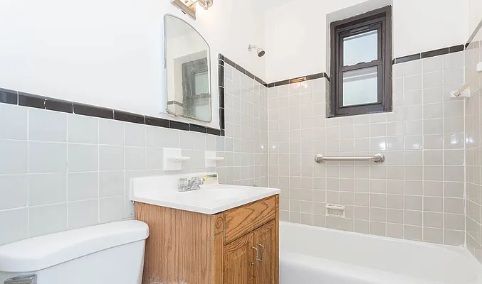 Sold by Keller Williams Realty Landmark | media 14