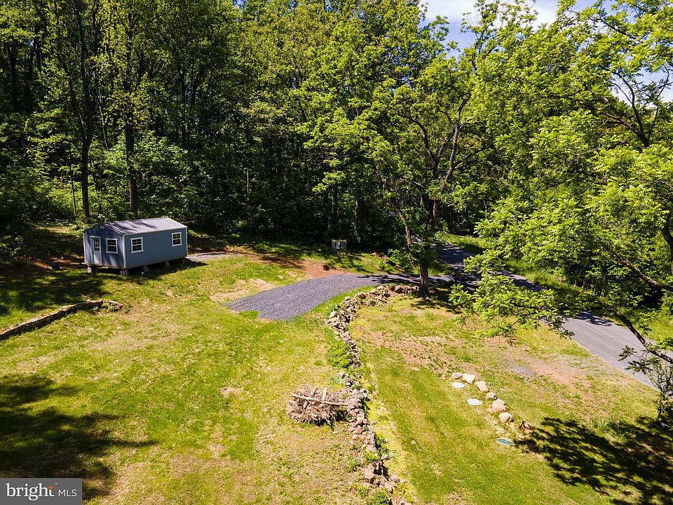 1st image of 1097 Balkamore Hill Rd