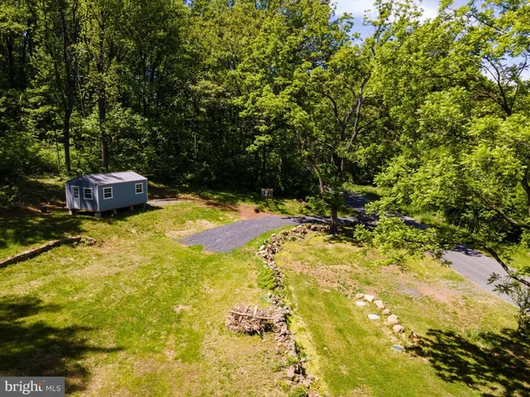 1097 Balkamore Hill Rd, Stanley, VA 22851