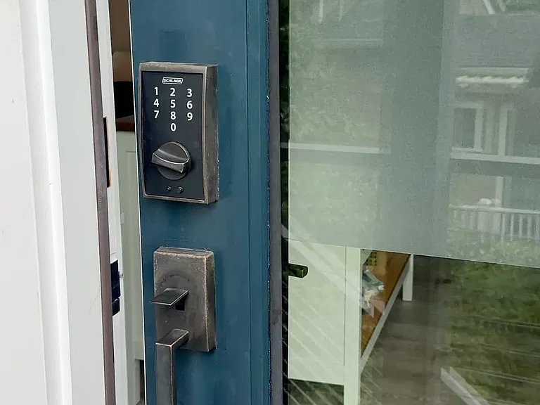 1308 Virginia Ave #A — Photo 2