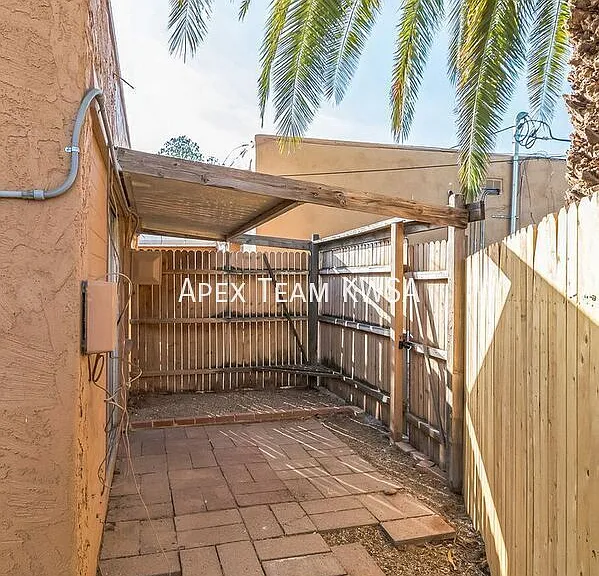 1307 N Palo Verde Blvd #2 — Photo 35