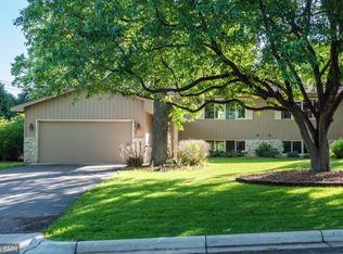 6437 McCauley Ter, Edina, MN 55439
