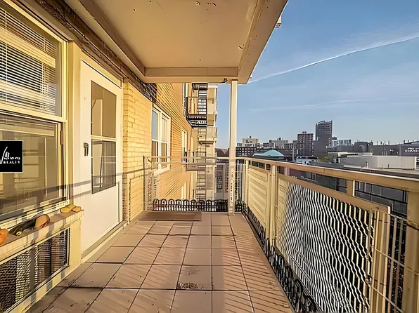 41-25 Kissena Boulevard image 2 of 26