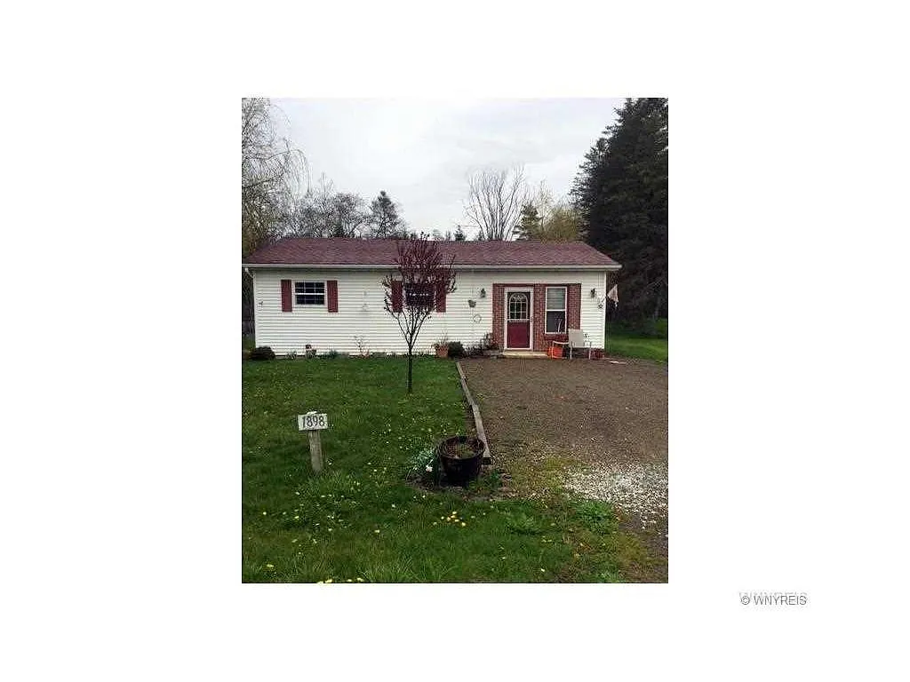 1898 Dugan Rd photo 1