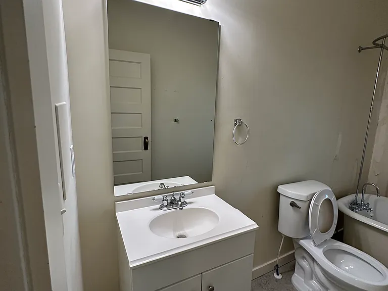 Woodruff Apartments — Photo 29