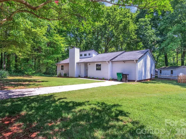 4506 Elm Field Ct, Charlotte, NC 28227