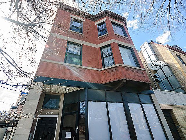 1st image of 2139 W Montrose Ave #4