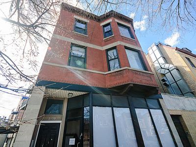 2139 W Montrose Ave #4, Chicago, IL, 60618