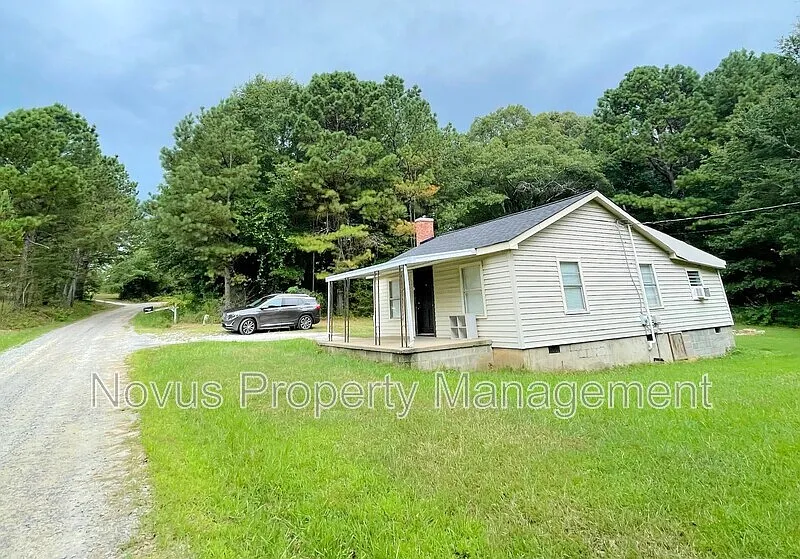 2 bed, 1.0 bath, 850 sqft, $950 — Photo 2