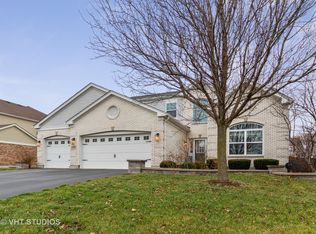 545 Regal Ln, Bolingbrook, IL 60490