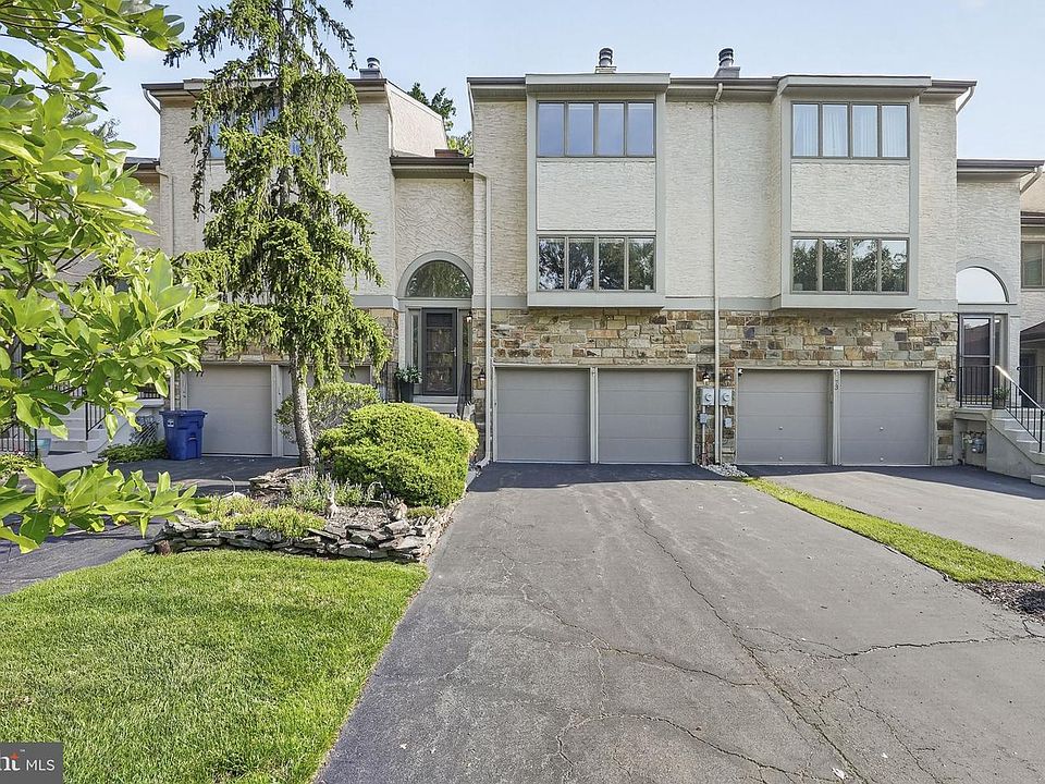 1st image of 75 Woodmont Dr
