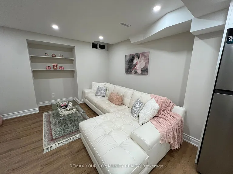 11 Newmill Cres #BASEMENT — Photo 18