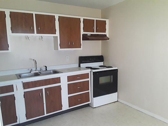 4th image of 341 S Franklin St #1