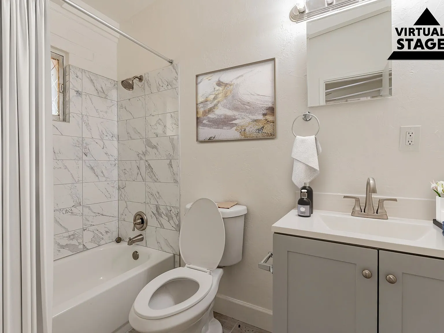 *Spectacular Homes Ready For Move In* — Photo 4