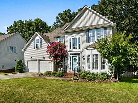 2nd image of 105 N Cedarbluff Ct