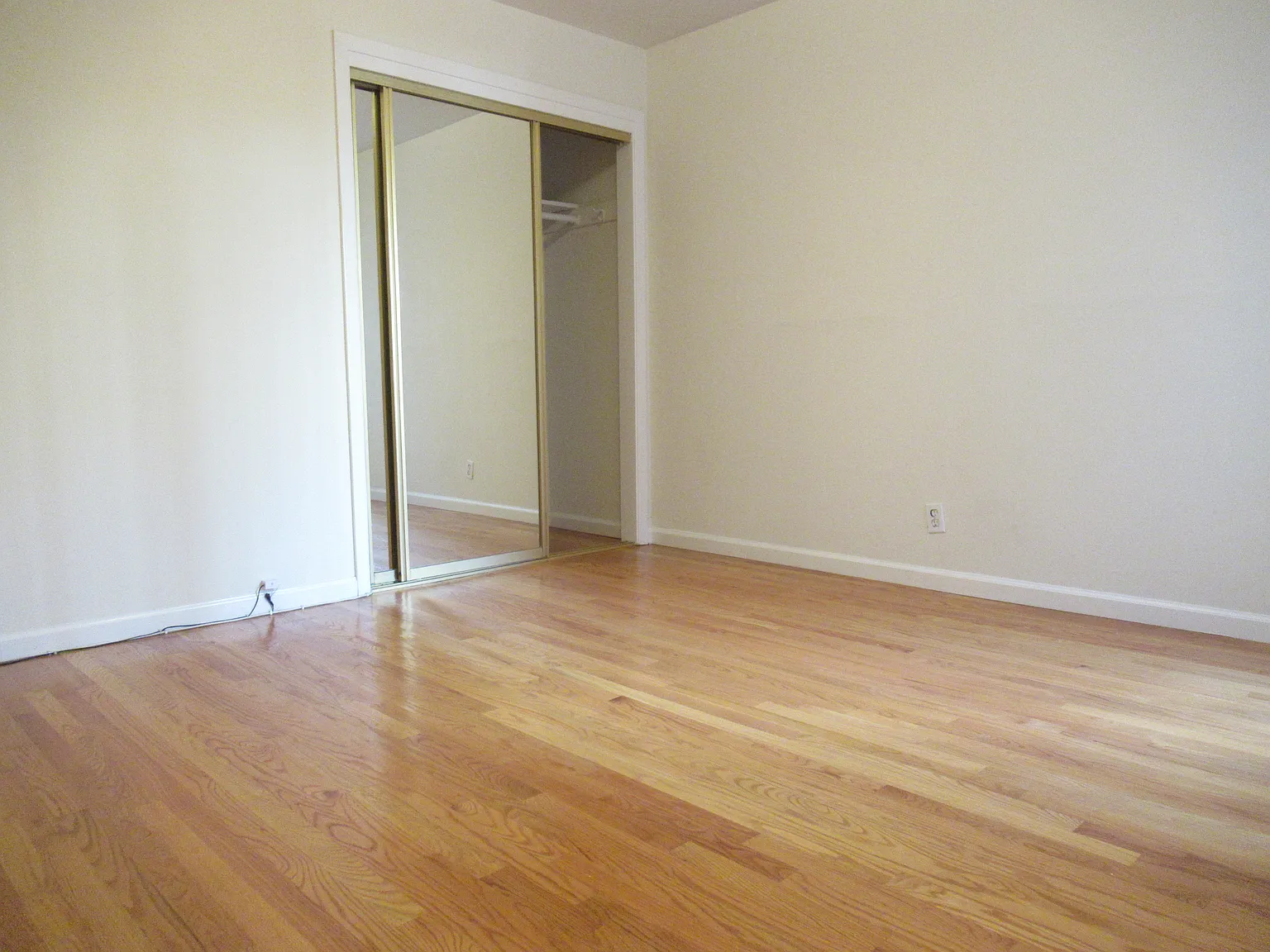 1 bed, 677 sqft, $5,000 — Photo 2