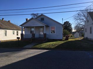 109 Fairfax Ave, Colonial Heights, VA 23834