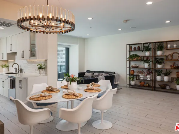 10490 Wilshire Blvd APT 702, Los Angeles, CA 90024