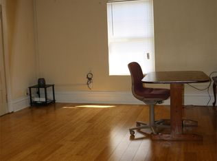 1316 5th Ave APT 3, Huntington, WV 25701