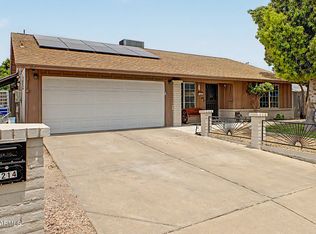 2214 E HOLMES Avenue, Mesa, AZ 85204