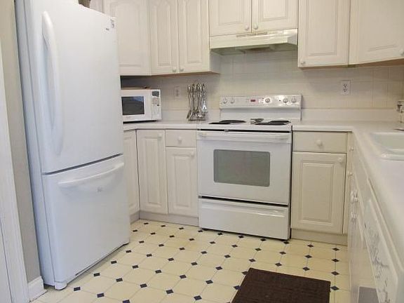 5th image of 147 Mill Creek Trl NE