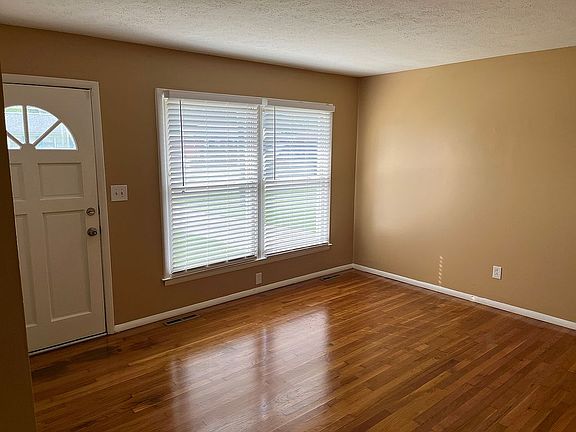 5th image of 7223 Feyhurst Dr