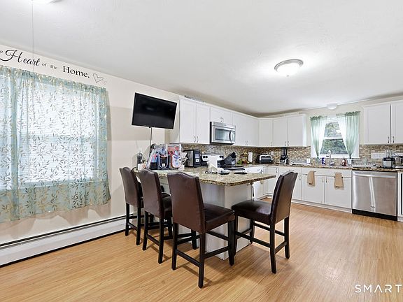 2nd image of 17 Charlene Drive