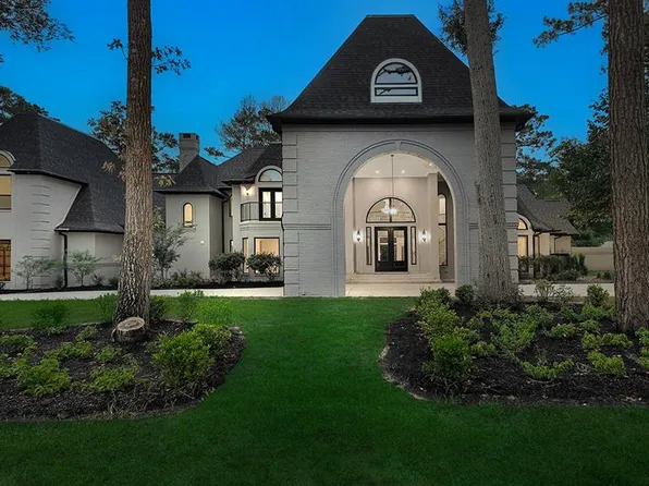 11 Watertree Drive, The Woodlands, TX 77380
