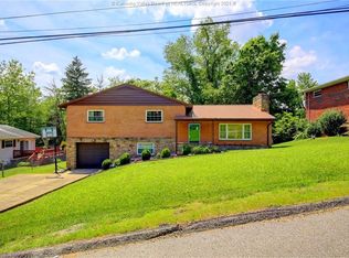 1119 Emerald Rd, Charleston, WV 25314