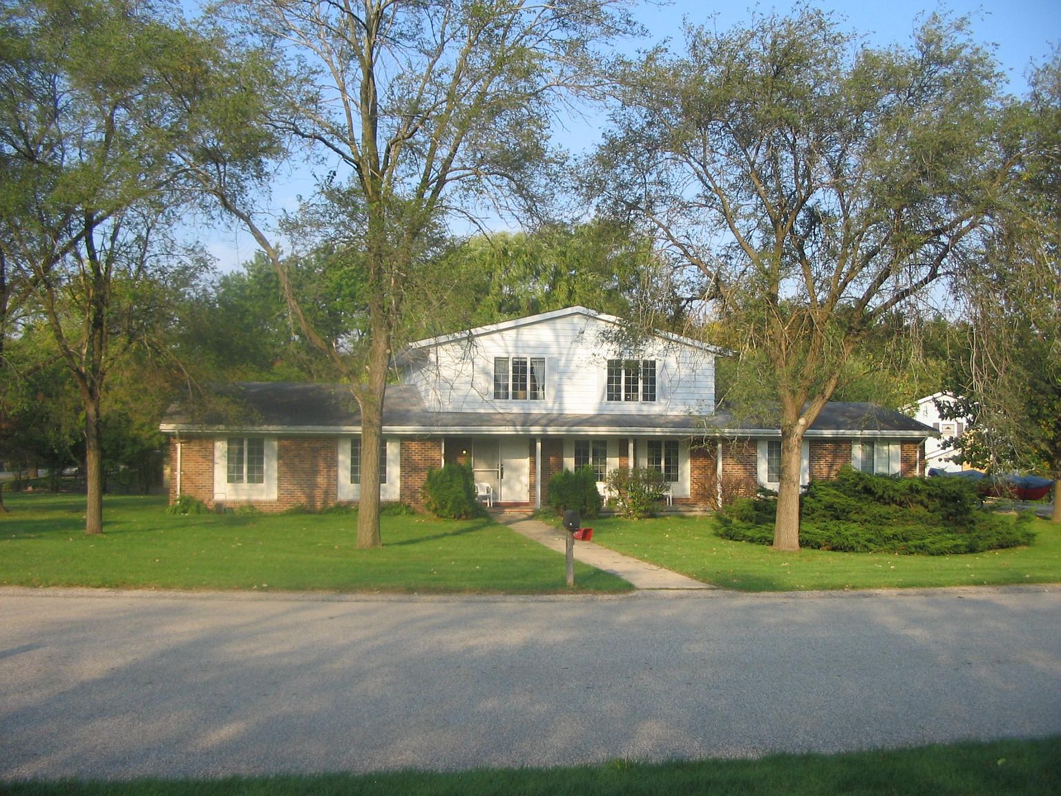 171 Wolf Dr, Dousman, WI 53118 Zillow