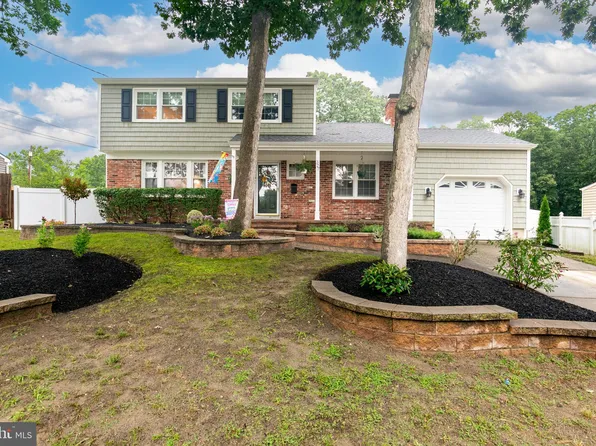 327 Lincoln Ave, Berlin, NJ 08091
