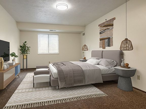 5th image of 4307 Harvard Dr SE #1034
