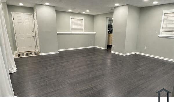 1st image of 11425 Abbotswood Ct #47-6
