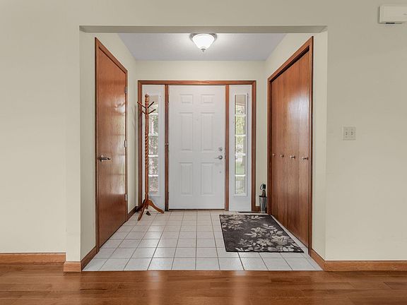 3rd image of 1407 Ashton Ct