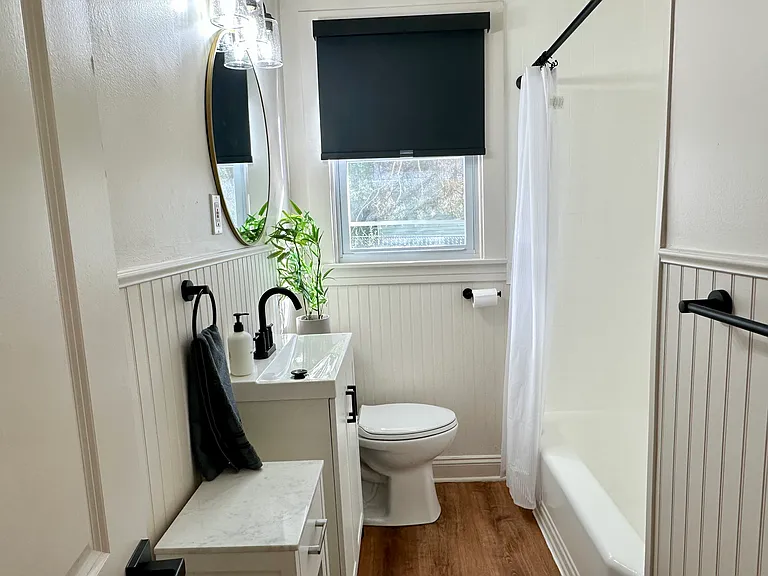 1021 Park Ave #A — Photo 6