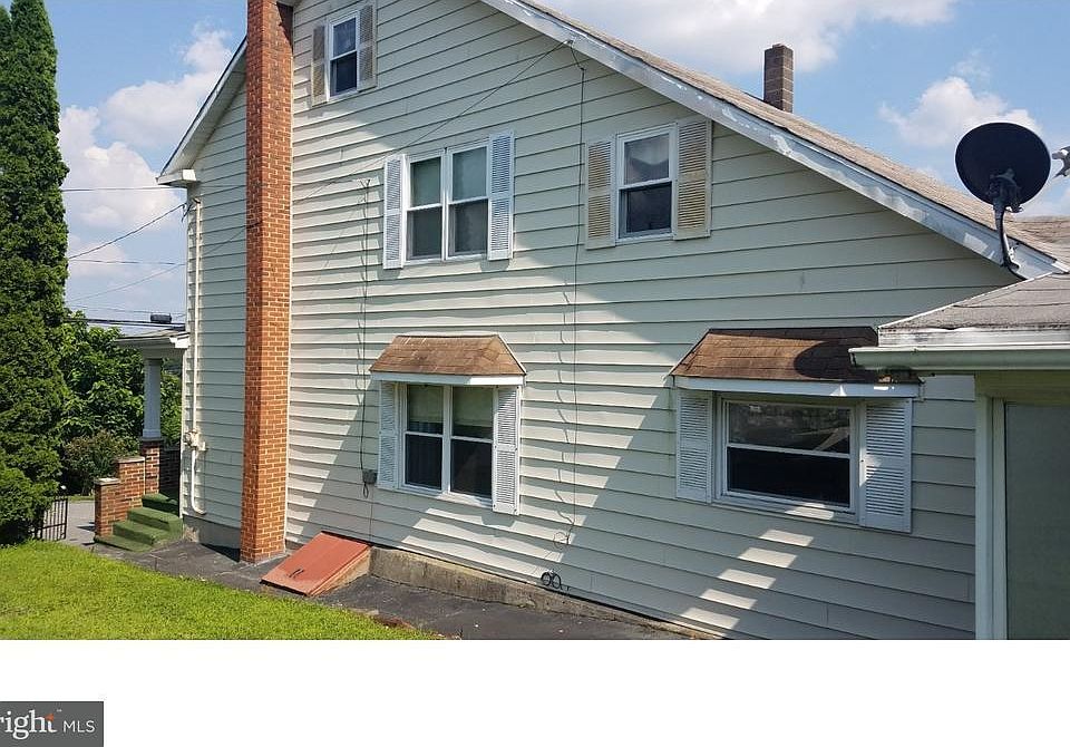 2nd image of 29 Maple Ave
