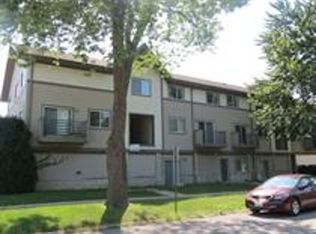 208 N Harvey St, Urbana, IL 61801
