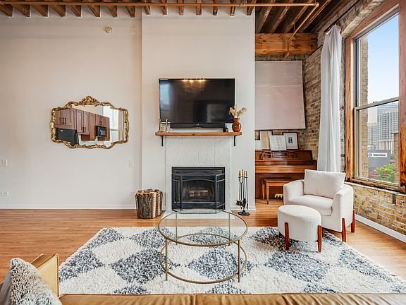 5th image of 525 N Halsted St Unit 509