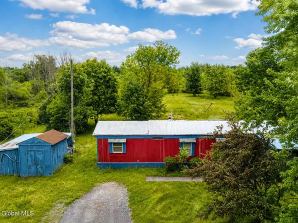 719 S Green Road, Sprakers, NY 12166