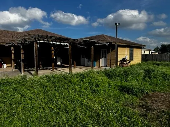 169 Zaragosa, Alice, TX 78332