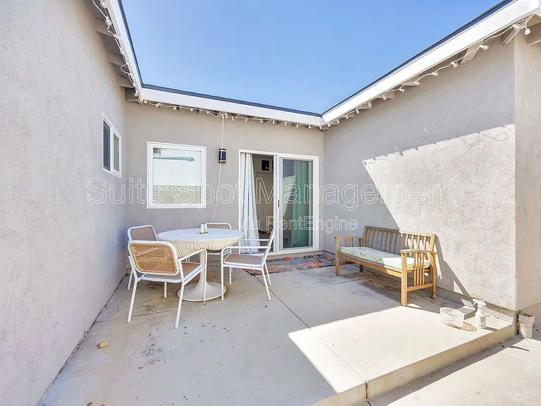 570 N Cambridge St #570 — Photo 8