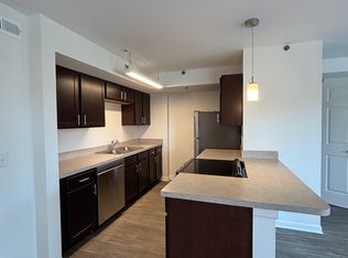 300 W Armour Blvd #B62F08A89, Kansas City, MO 64111