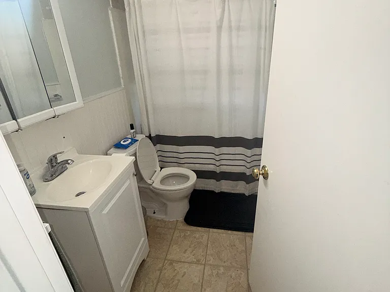 112 Greenleaf St #4 — Photo 8