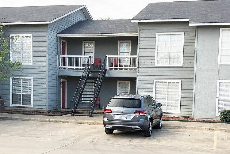 1st image of 111 Pipes Dr