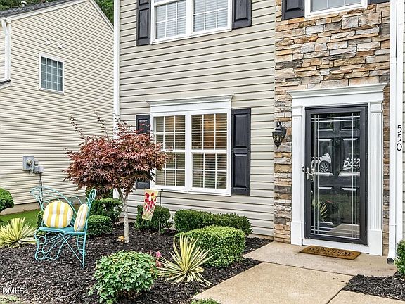 3rd image of 550 Birchtree Valley Ct