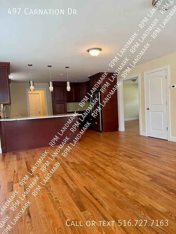 Spacious 4-Bedroom, 2.5-Bath Single-Family Home Approximately 2,860 Sq. Ft. 2-Car Garage Home Off... — Photo 2