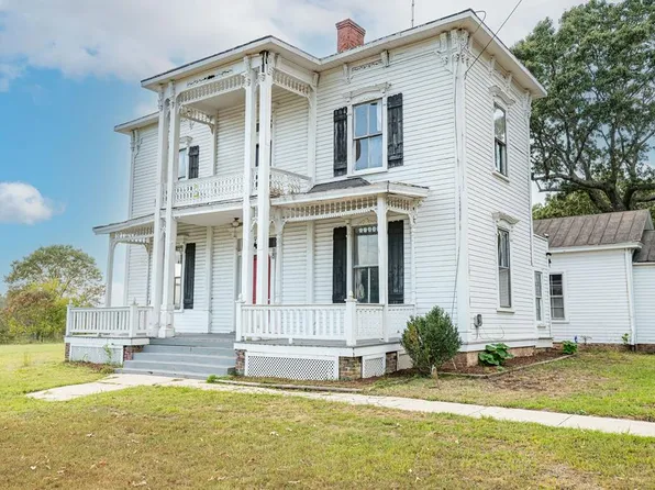 6853 Old Richmond Rd, Danville, VA 24540