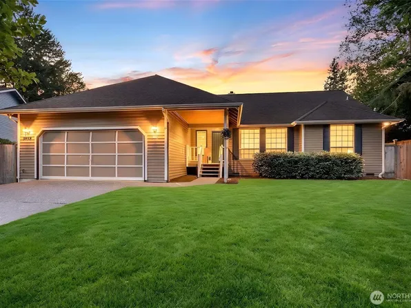 1016 215th Street SE, Bothell, WA 98021